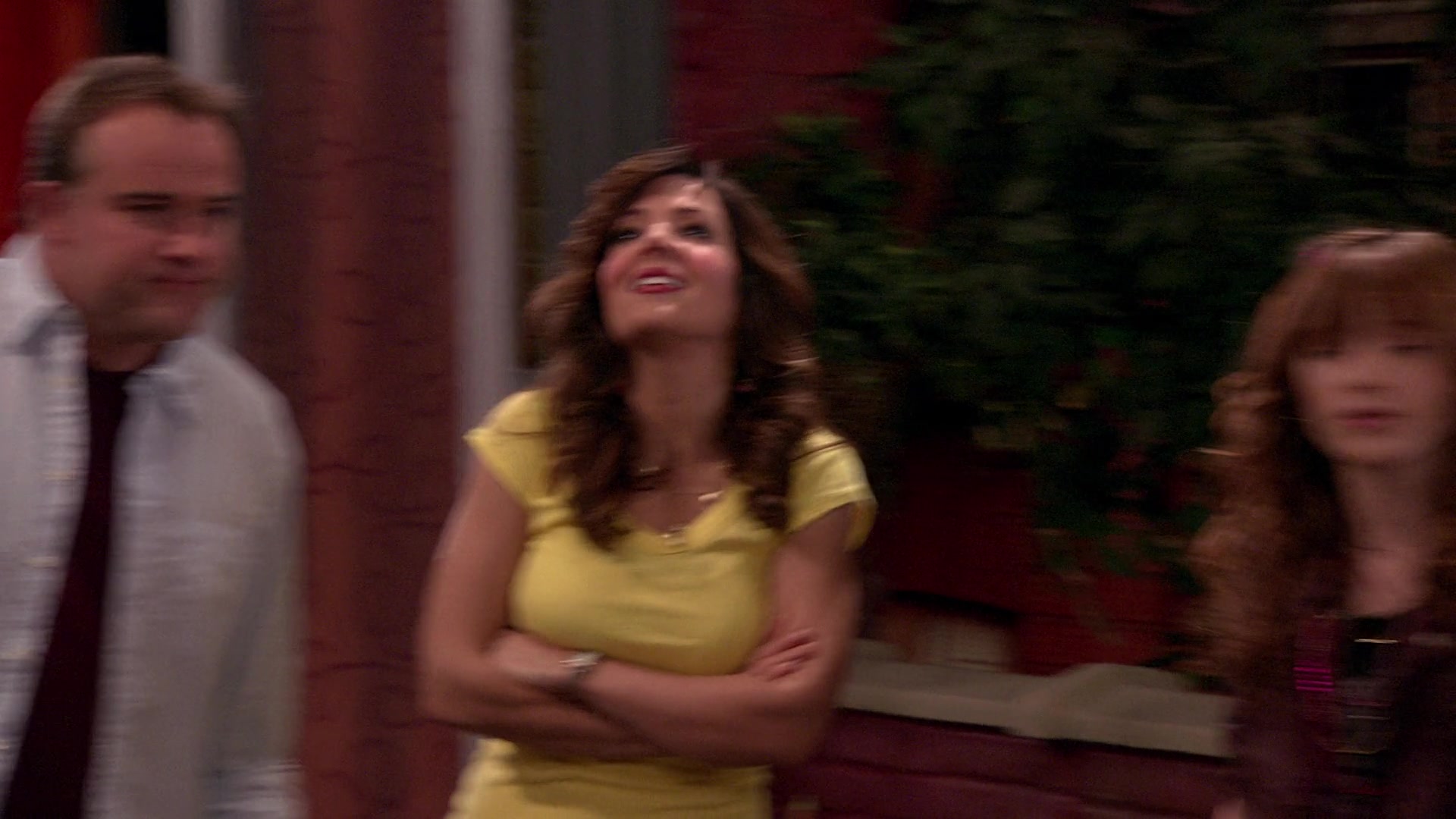 Wizards_of_Waverly_Place_S03E20_Maxs_Secret_Girlfriend_1080p_BTD_002533.jpg