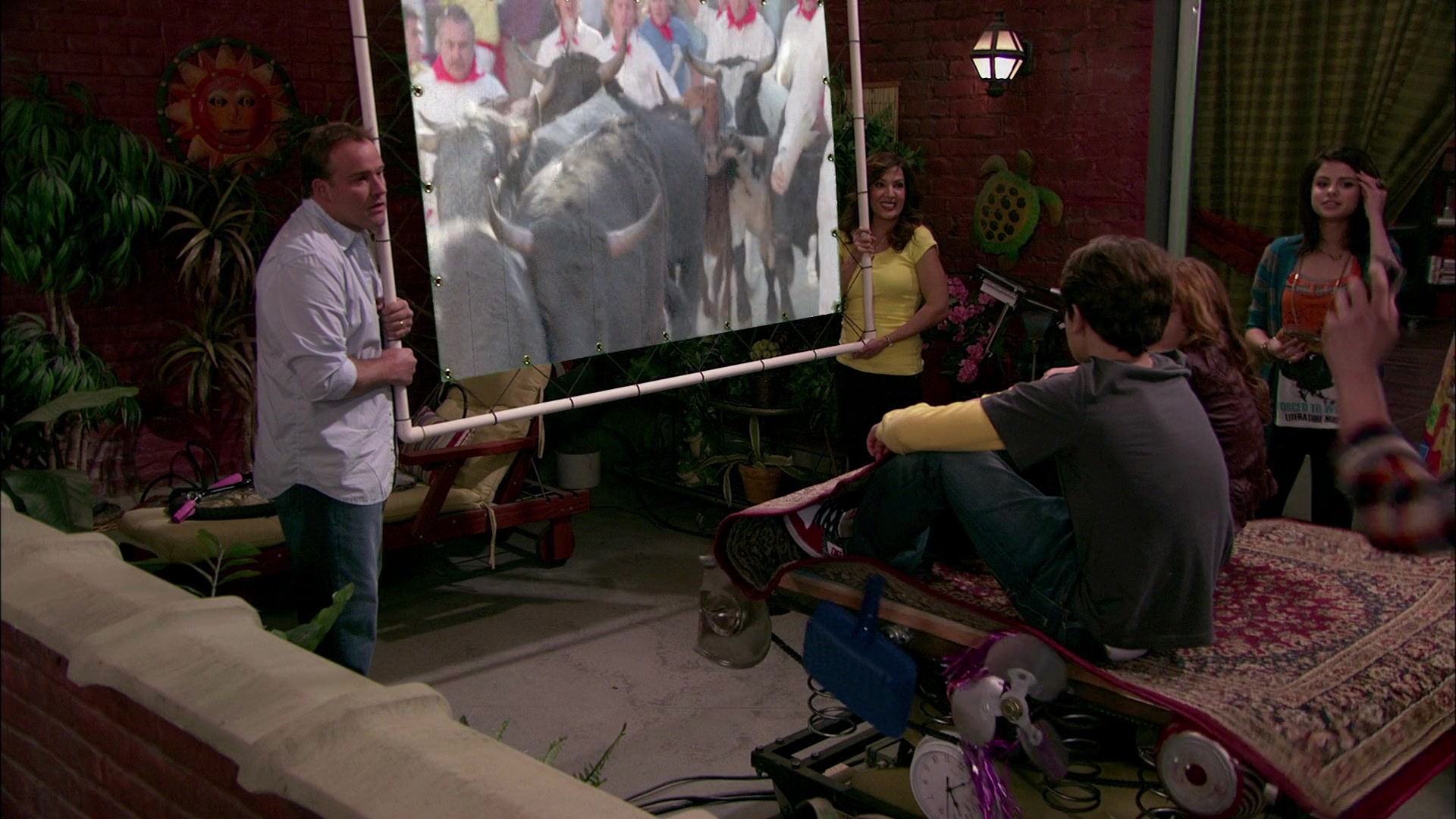 Wizards_of_Waverly_Place_S03E20_Maxs_Secret_Girlfriend_1080p_BTD_002598.jpg Wizards_of_Waverly_Place_S03E20_Maxs_Secret_Girlfriend_1080p_BTD_002598.jpg