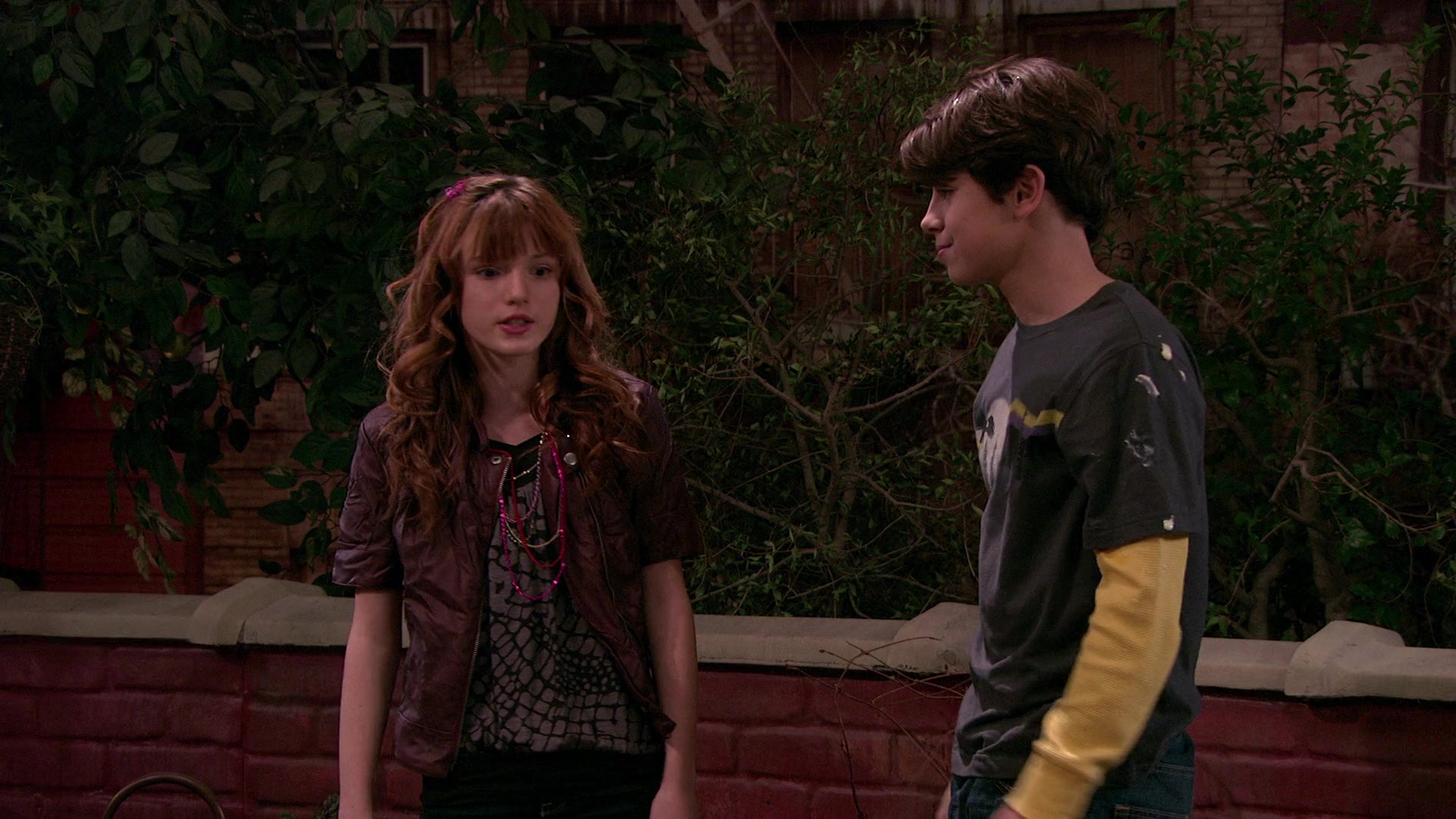Wizards_of_Waverly_Place_S03E20_Maxs_Secret_Girlfriend_1080p_BTD_002761.jpg Wizards_of_Waverly_Place_S03E20_Maxs_Secret_Girlfriend_1080p_BTD_002761.jpg