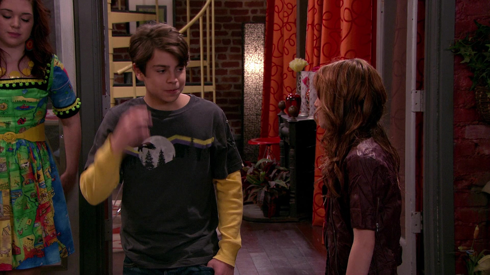 Wizards_of_Waverly_Place_S03E20_Maxs_Secret_Girlfriend_1080p_BTD_002845.jpg Wizards_of_Waverly_Place_S03E20_Maxs_Secret_Girlfriend_1080p_BTD_002845.jpg