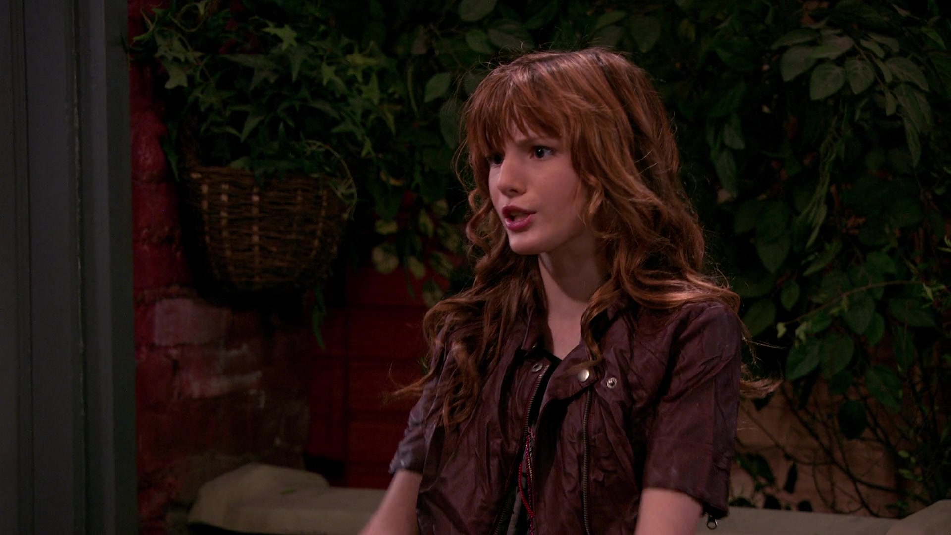 Wizards_of_Waverly_Place_S03E20_Maxs_Secret_Girlfriend_1080p_BTD_002888.jpg Wizards_of_Waverly_Place_S03E20_Maxs_Secret_Girlfriend_1080p_BTD_002888.jpg