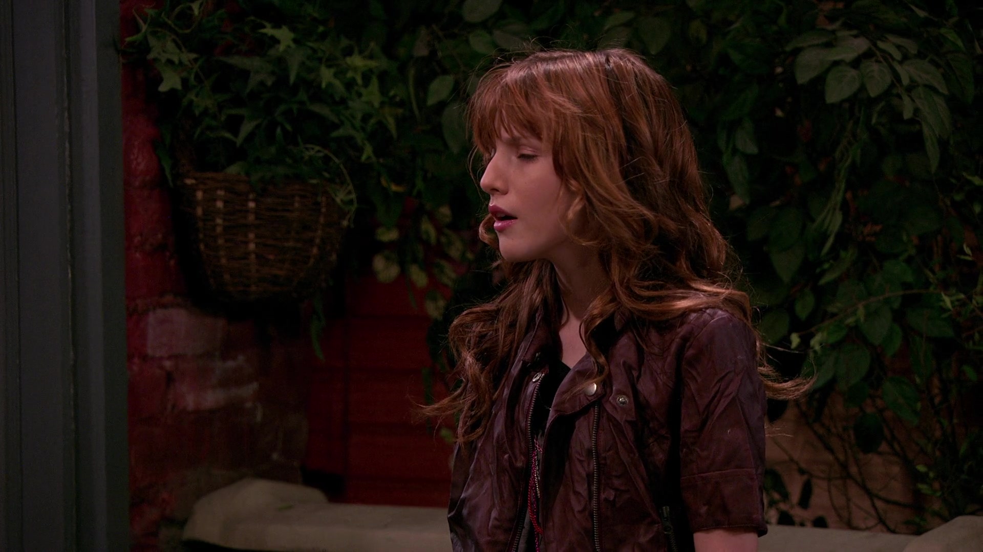 Wizards_of_Waverly_Place_S03E20_Maxs_Secret_Girlfriend_1080p_BTD_002891.jpg