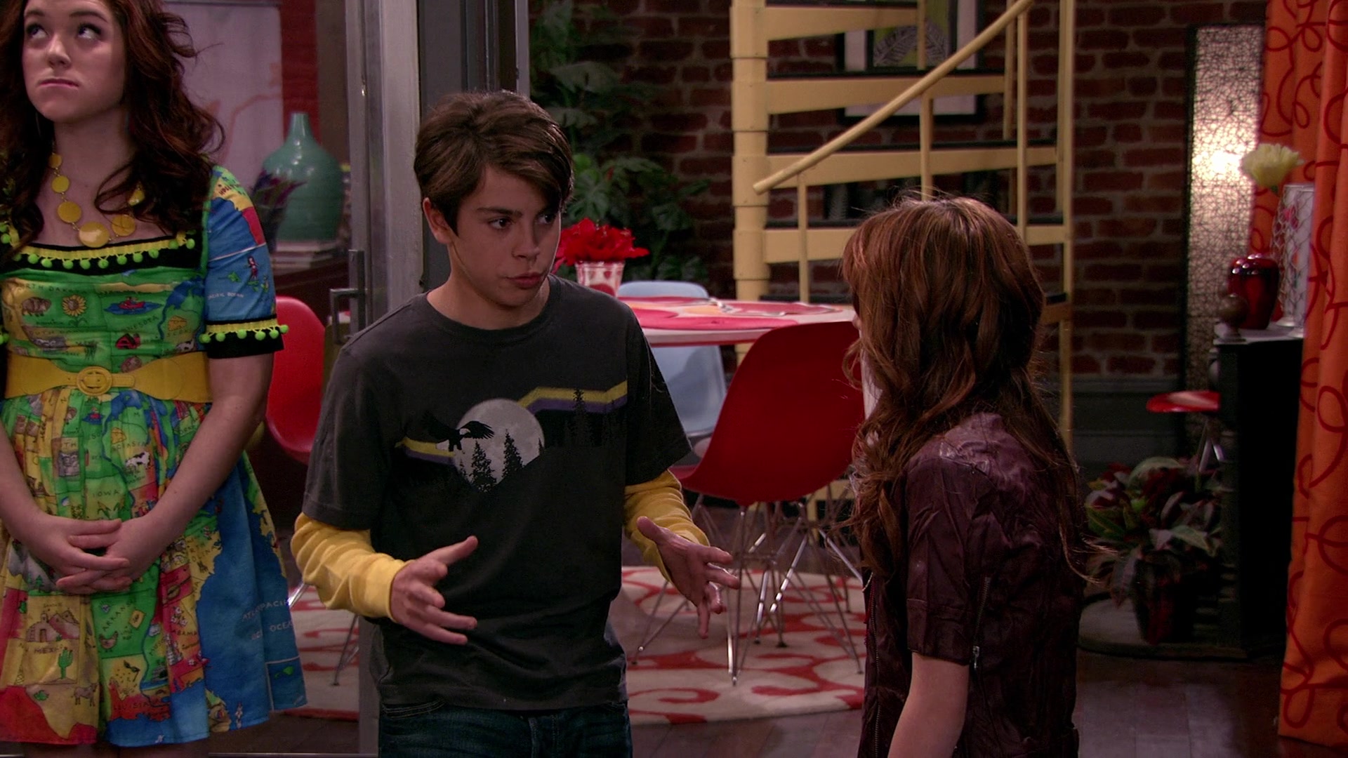 Wizards_of_Waverly_Place_S03E20_Maxs_Secret_Girlfriend_1080p_BTD_002895.jpg