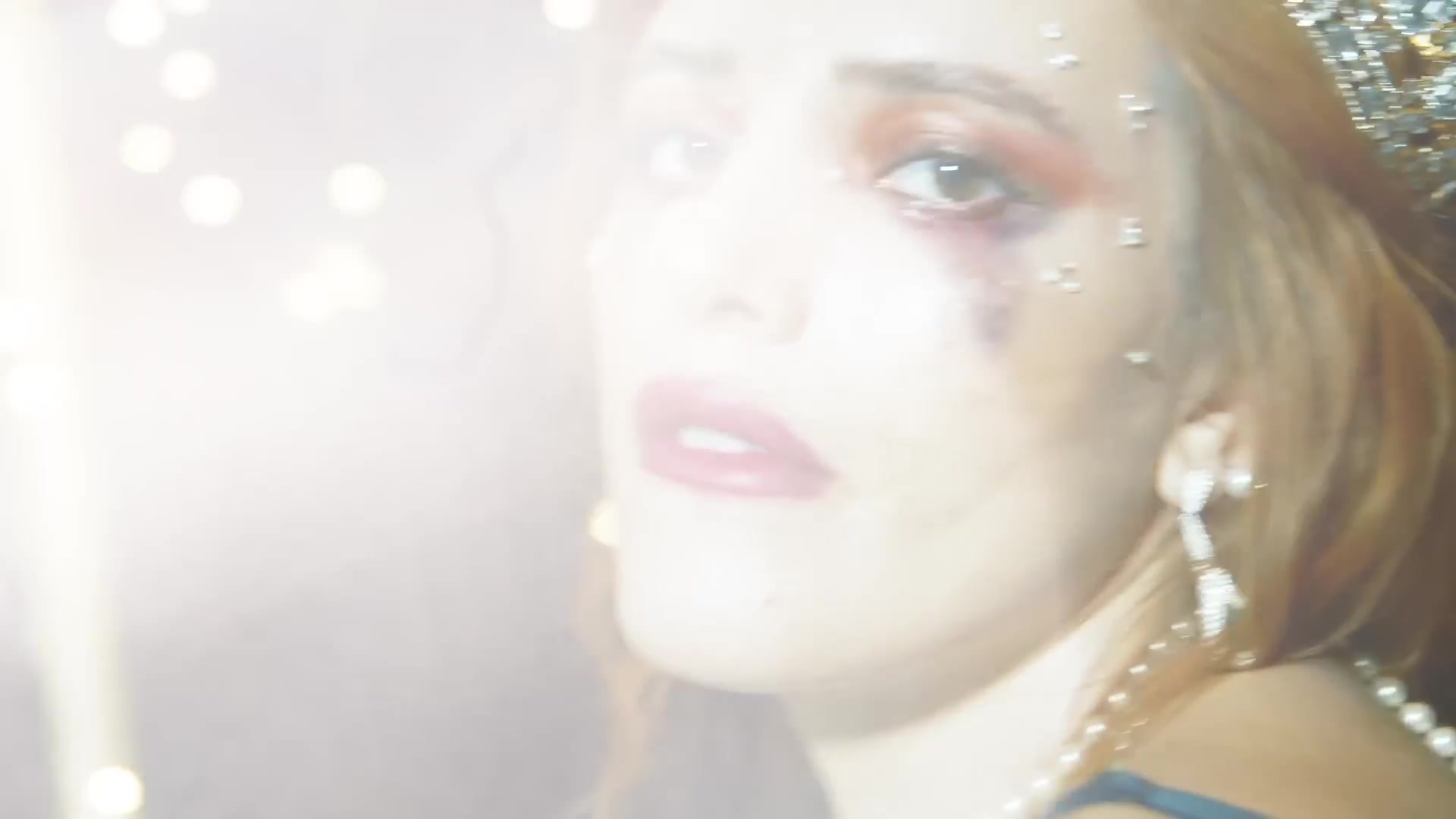 bellathornedaily_Lonely_mv_000112.jpg bellathornedaily_Lonely_mv_000112.jpg