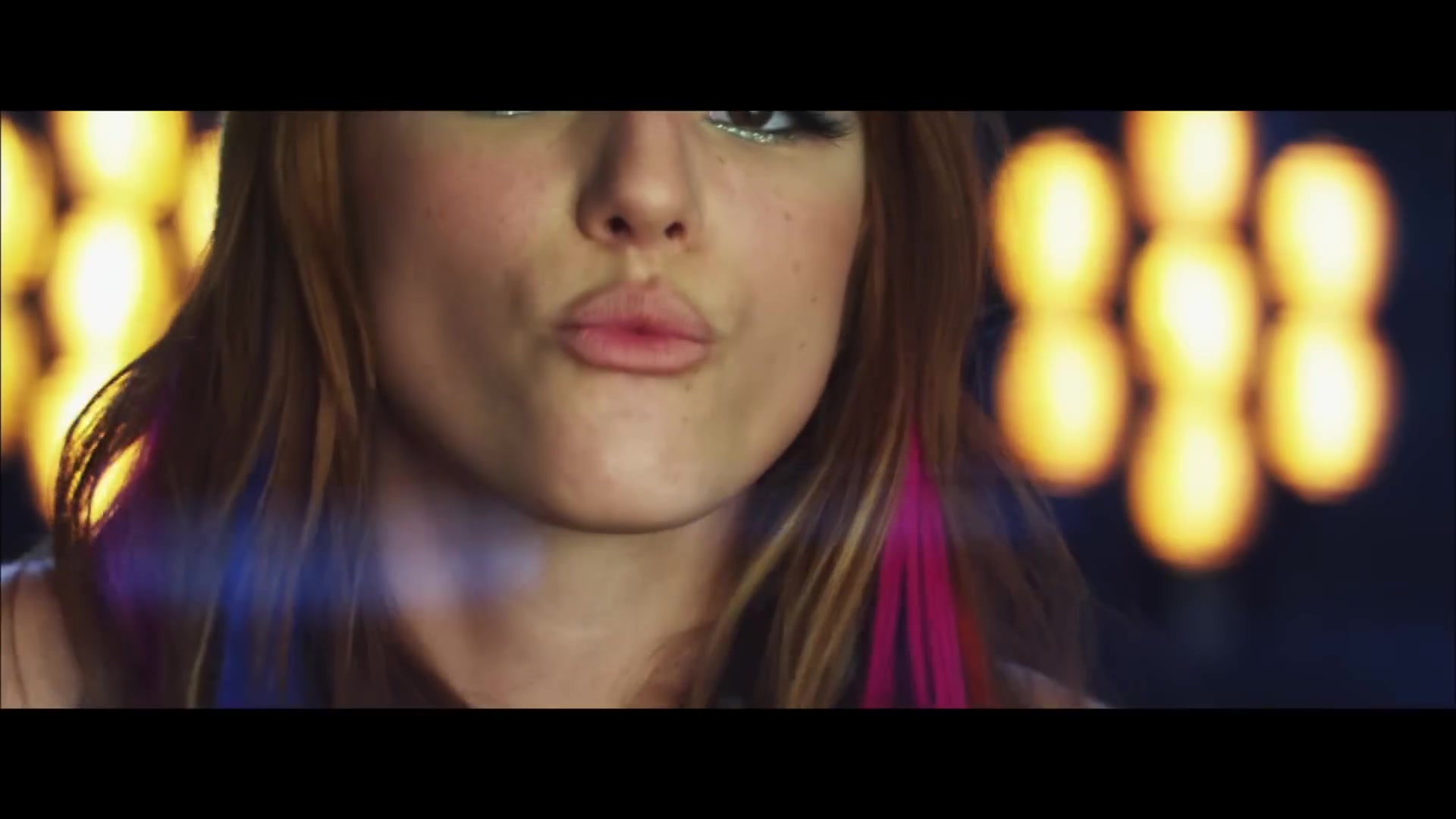 bellathornedaily_Watchme_shakeitup_mv_000111.jpg bellathornedaily_Watchme_shakeitup_mv_000111.jpg