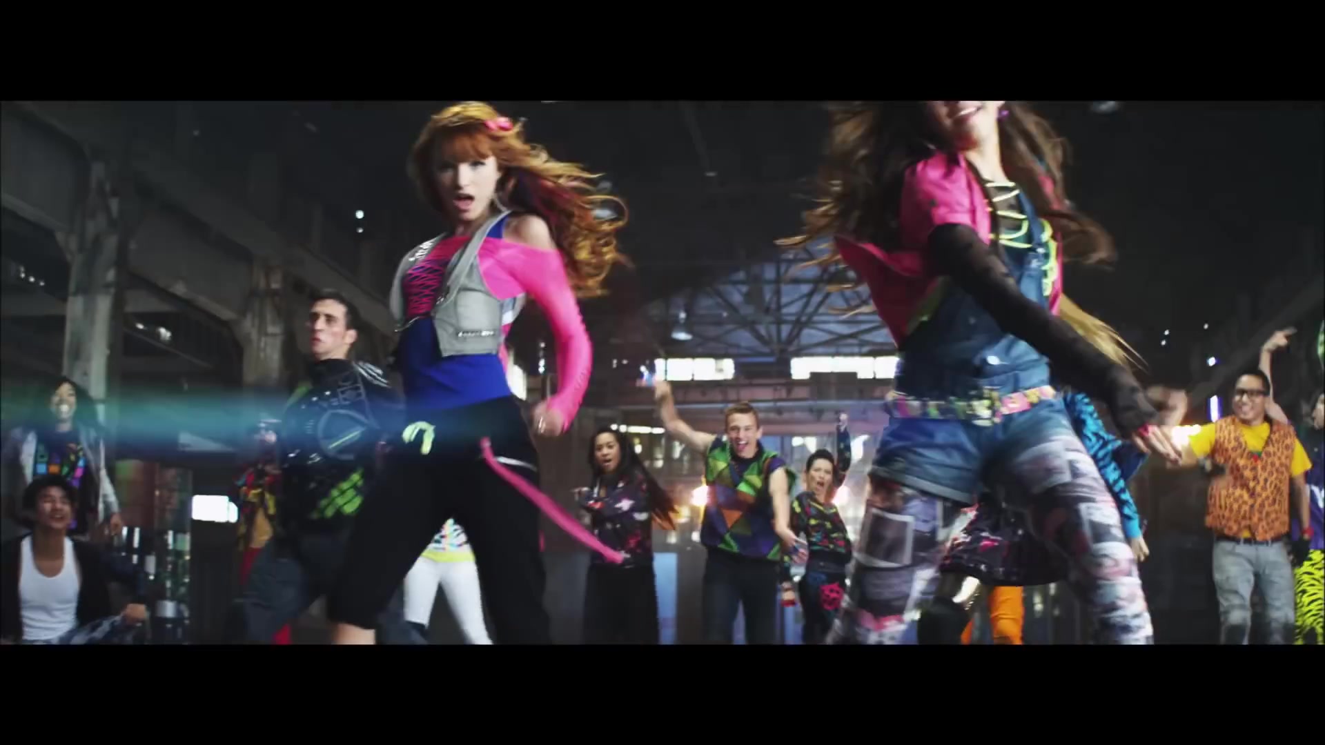 bellathornedaily_Watchme_shakeitup_mv_000112.jpg bellathornedaily_Watchme_shakeitup_mv_000112.jpg