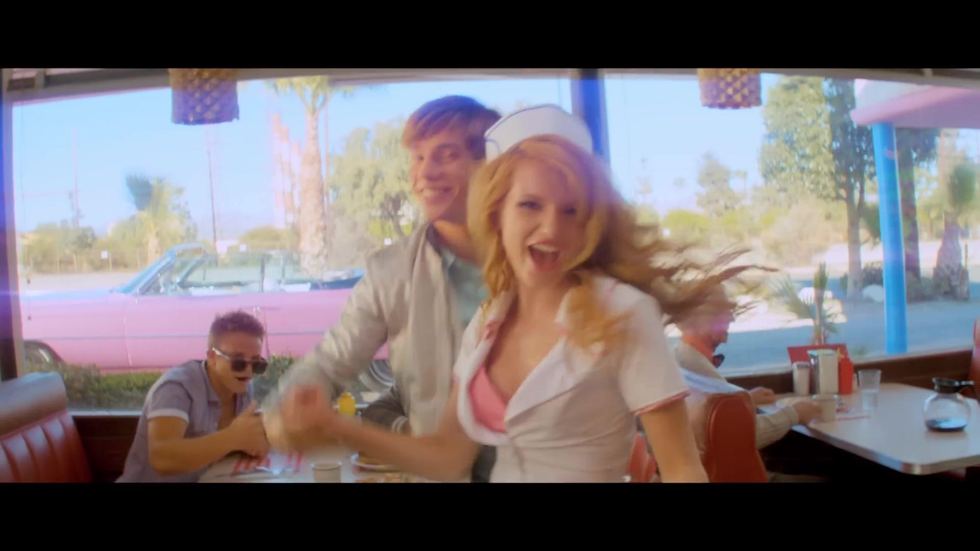 bellathornedaily_callitwhatever_screencaps_000120.jpg bellathornedaily_callitwhatever_screencaps_000120.jpg