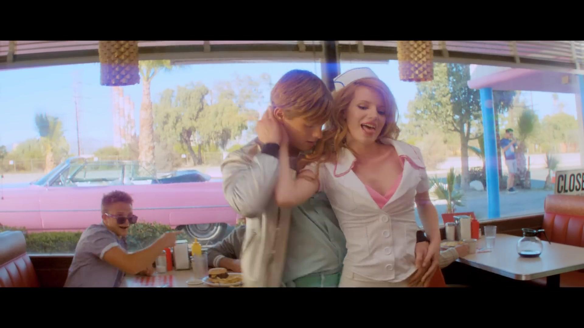 bellathornedaily_callitwhatever_screencaps_000124.jpg bellathornedaily_callitwhatever_screencaps_000124.jpg
