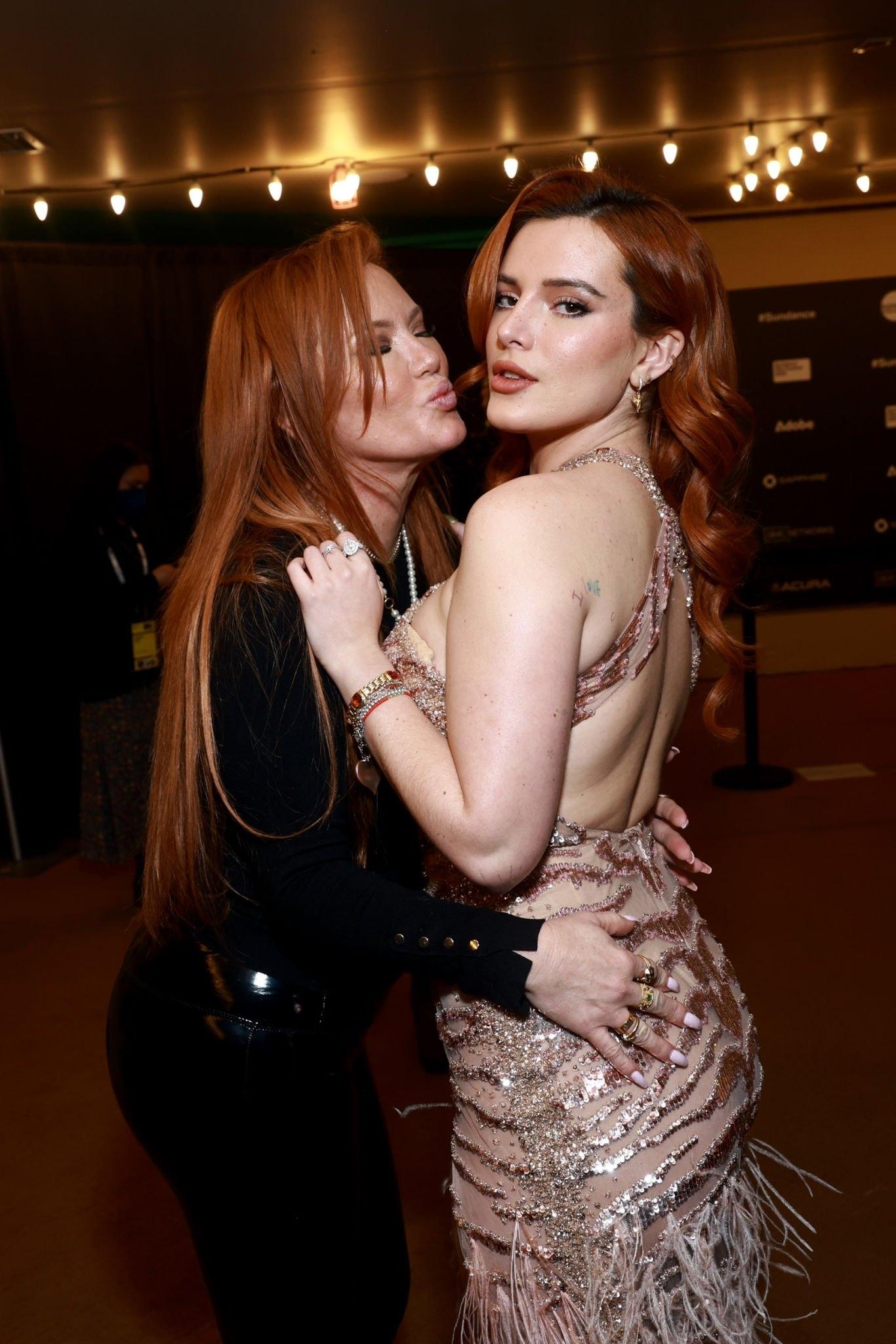bellathornedaily_divinitypremiere_sundance_285129.jpg