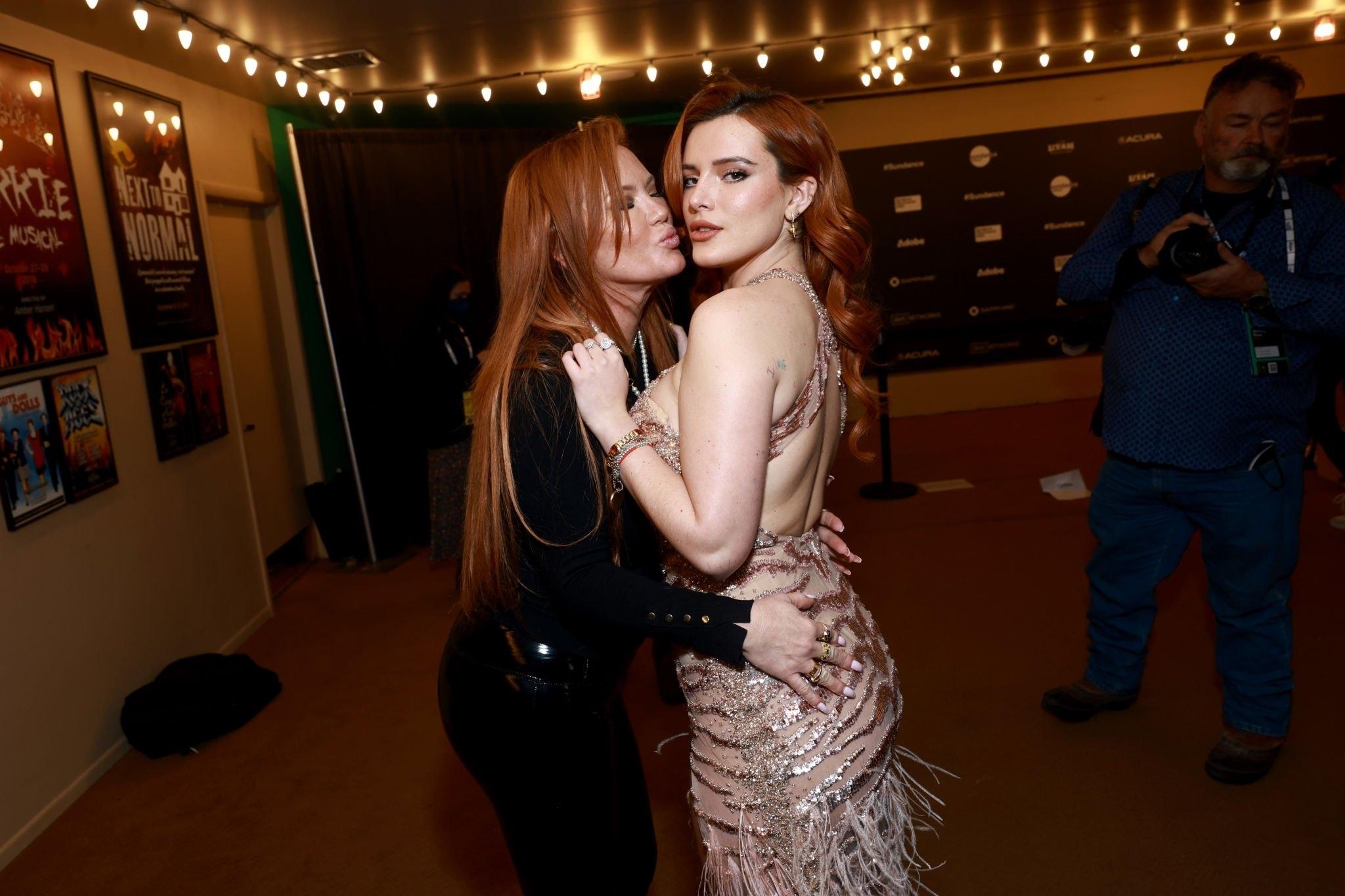 bellathornedaily_divinitypremiere_sundance_285229.jpg bellathornedaily_divinitypremiere_sundance_285229.jpg