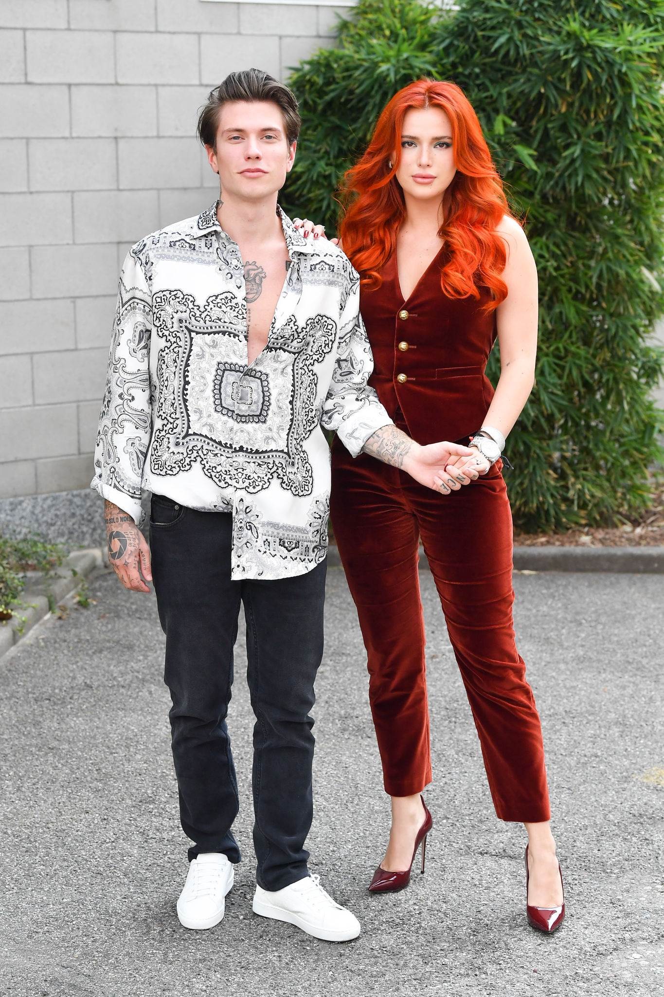 bellathornedaily_efronfashion_fw_milan_outside_28629.jpg bellathornedaily_efronfashion_fw_milan_outside_28629.jpg