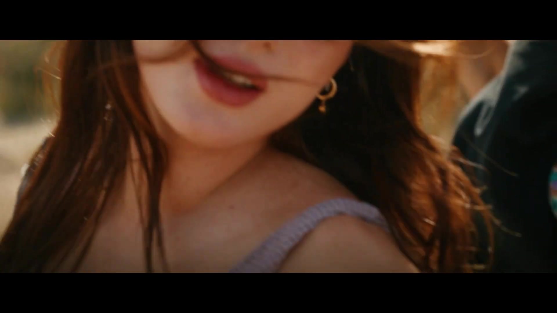 bellathornedaily_findyourfriends_trailer_000056.jpg bellathornedaily_findyourfriends_trailer_000056.jpg