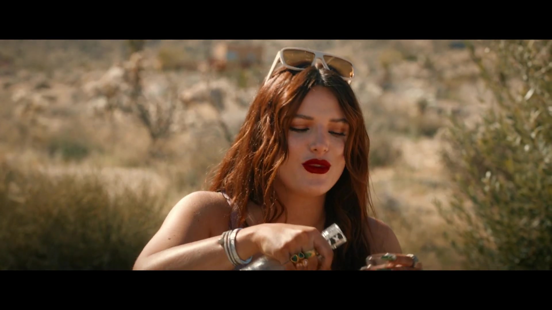 bellathornedaily_findyourfriends_trailer_000063.jpg bellathornedaily_findyourfriends_trailer_000063.jpg
