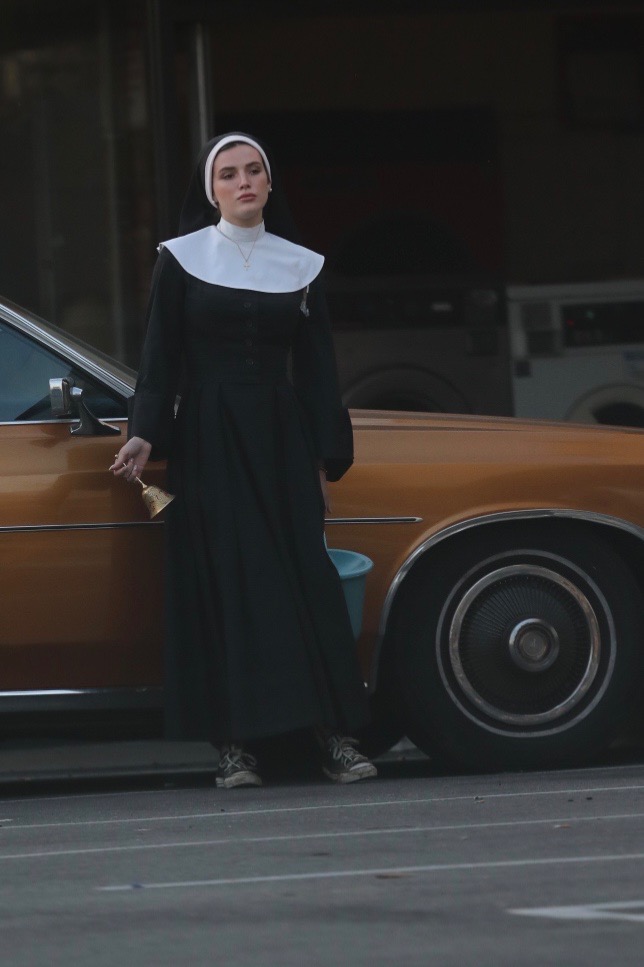 bellathornedaily_habit_filming_feb2020_28329.jpg bellathornedaily_habit_filming_feb2020_28329.jpg
