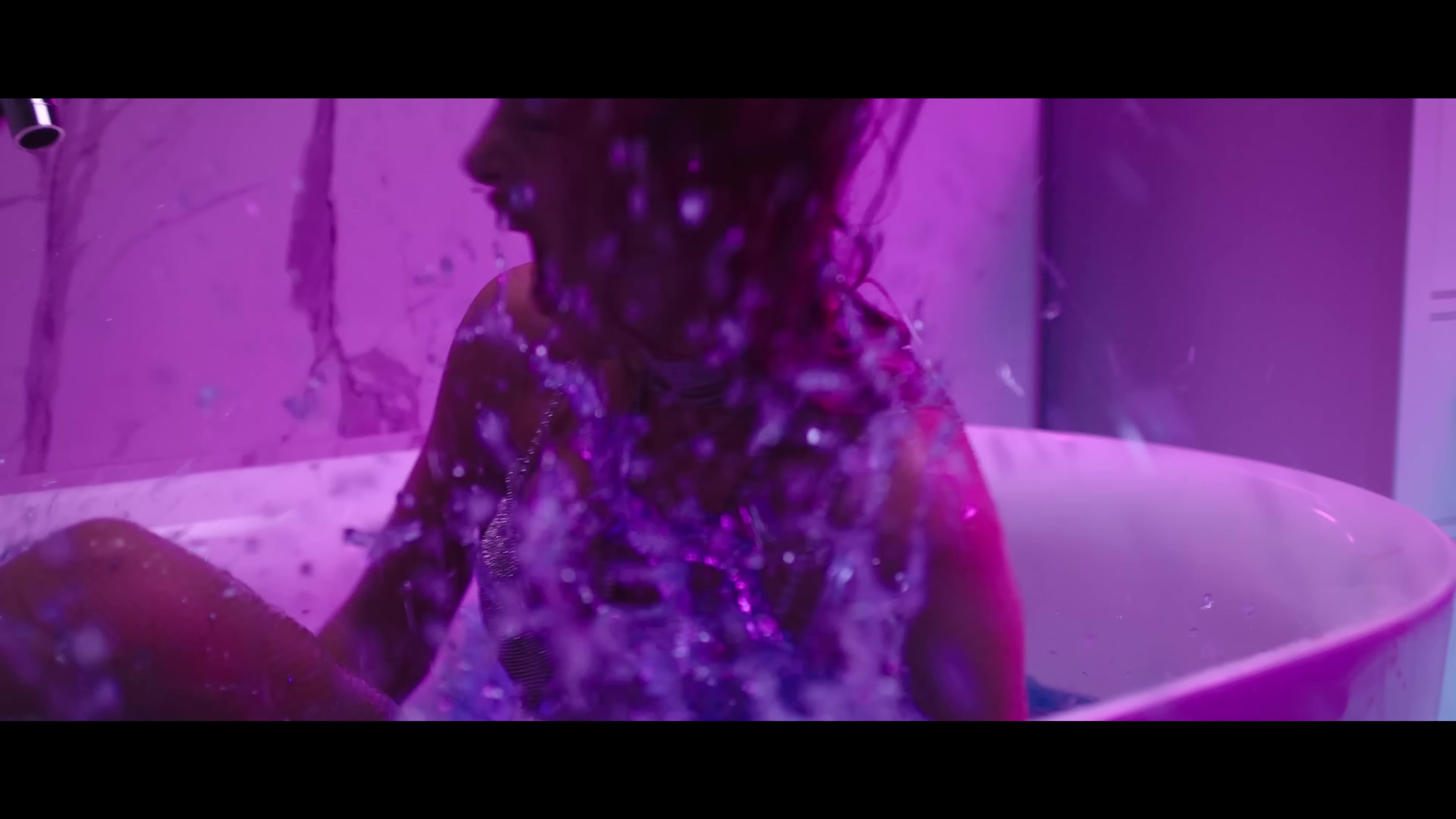 bellathornedaily_justcall_mv_000072.jpg bellathornedaily_justcall_mv_000072.jpg