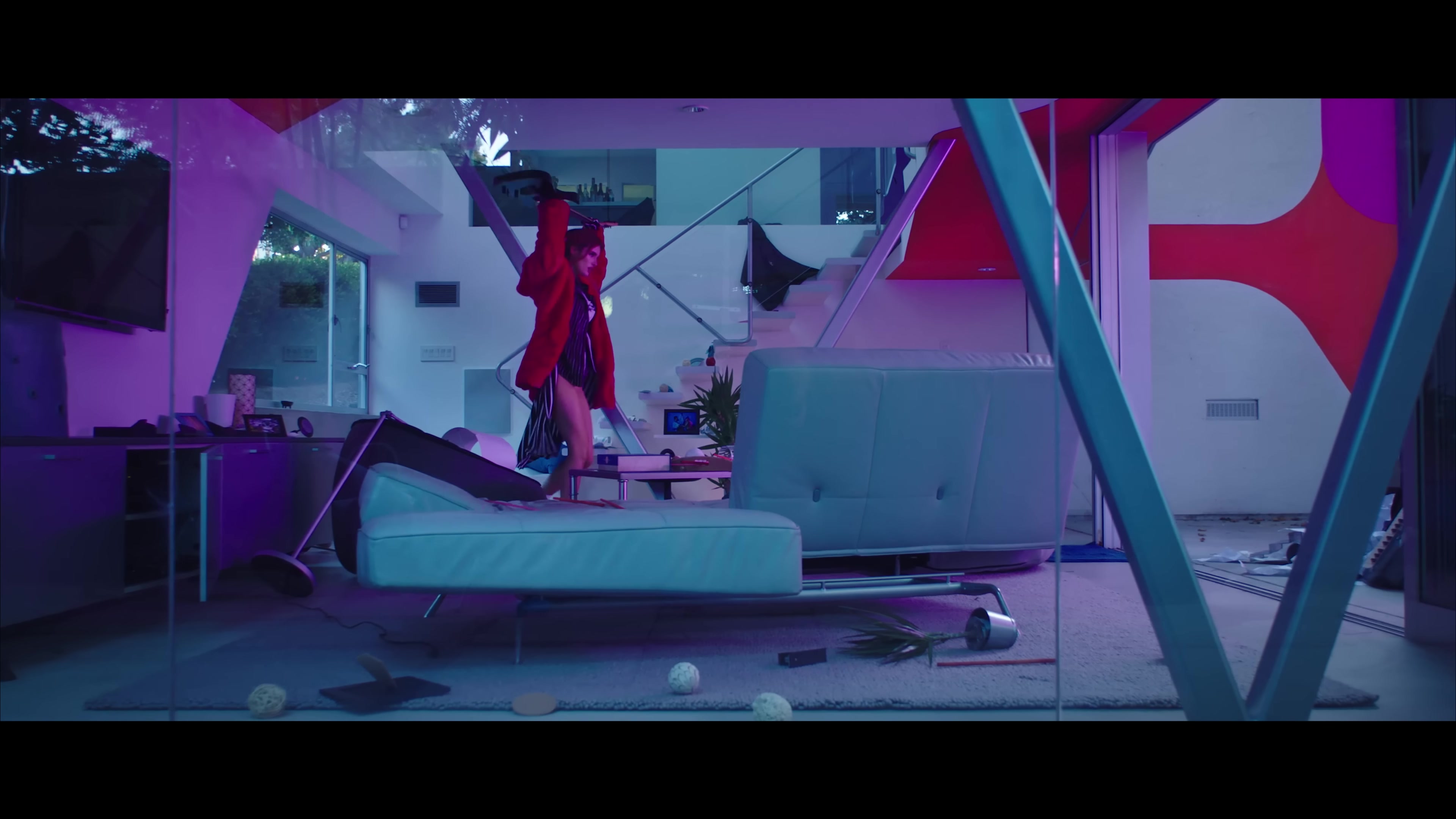 bellathornedaily_justcall_mv_000098.jpg bellathornedaily_justcall_mv_000098.jpg