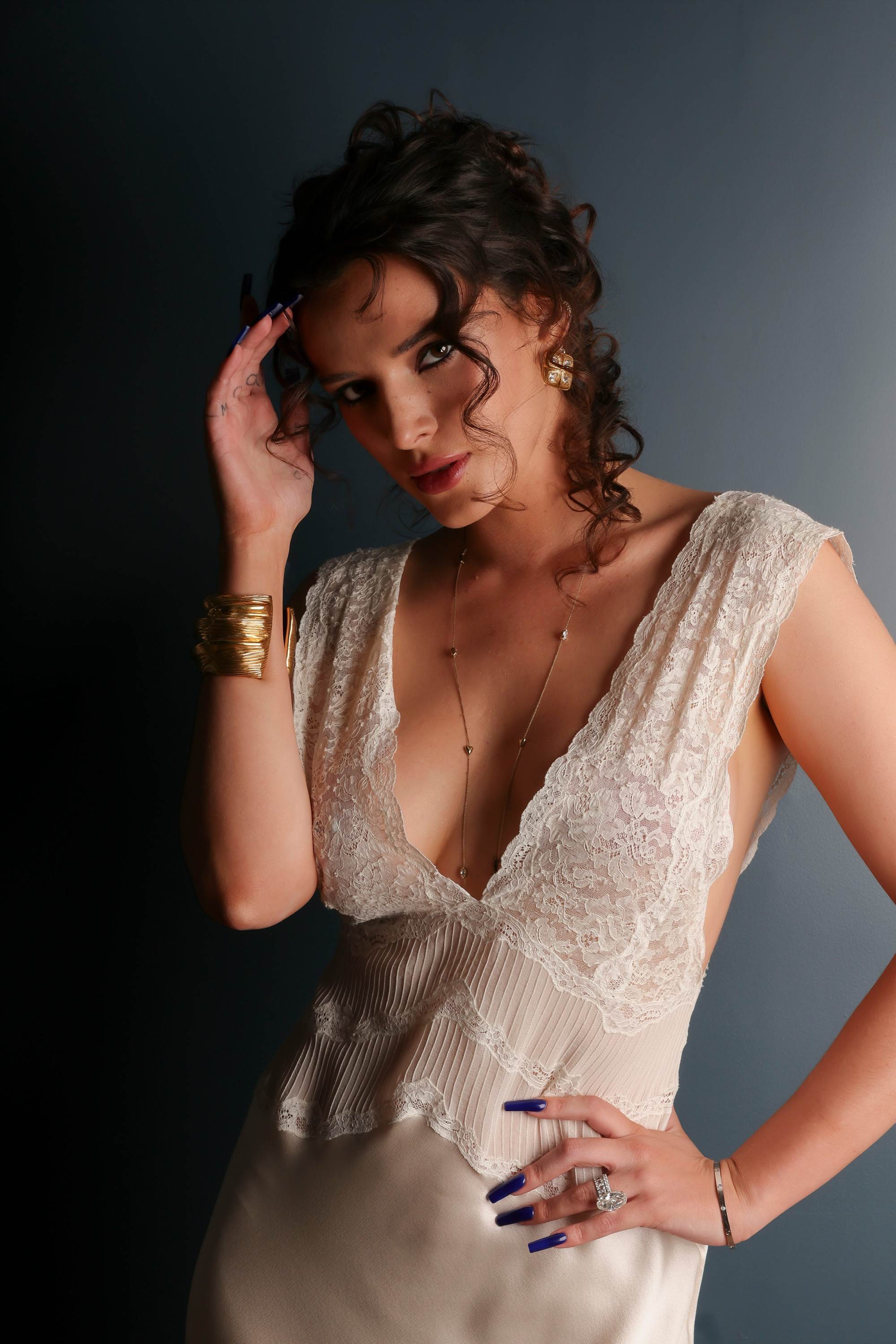 bellathornedaily_portraits26_28829.jpg bellathornedaily_portraits26_28829.jpg