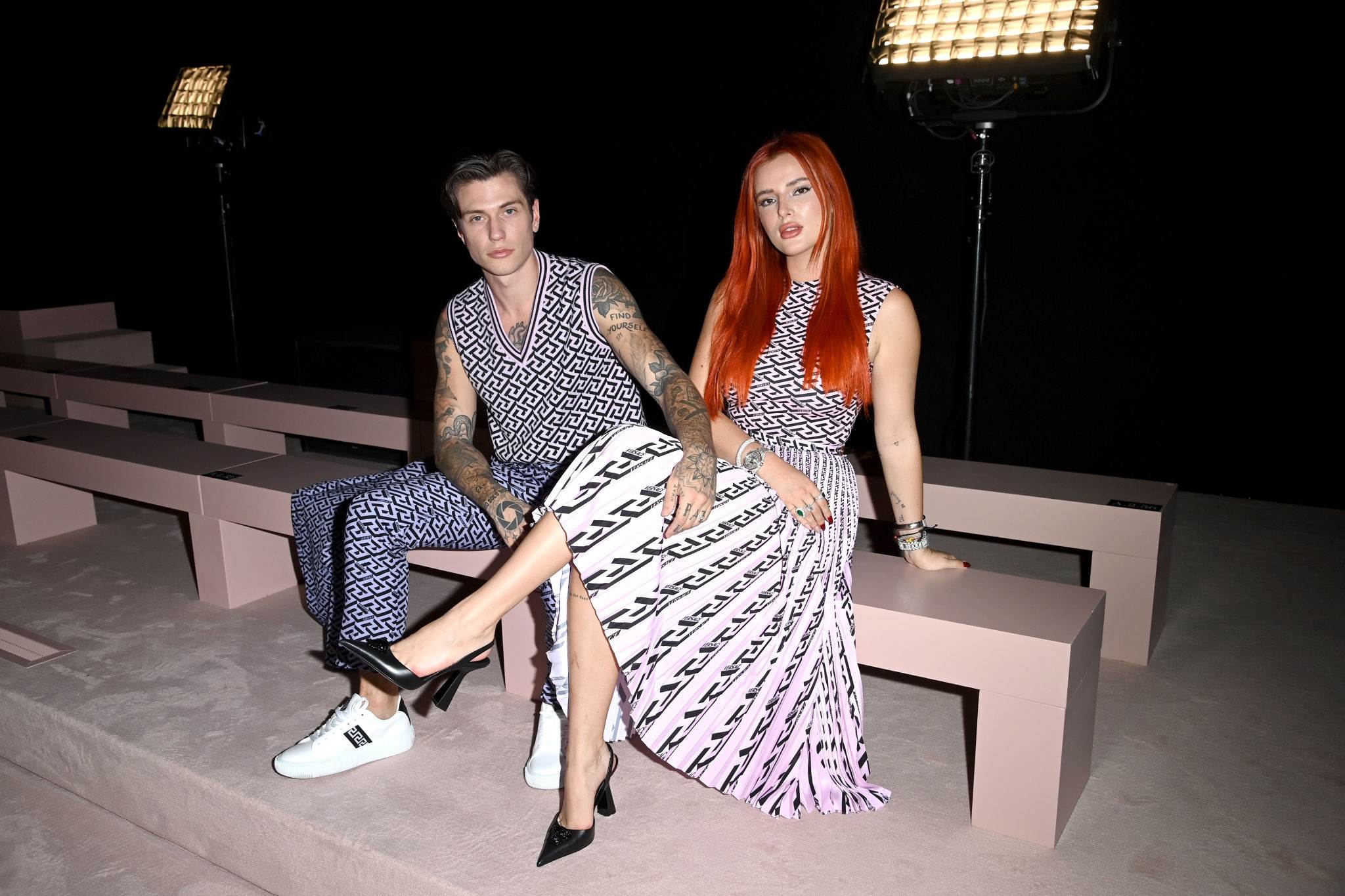 bellathornedaily_versaceshow_milan_28729.jpg bellathornedaily_versaceshow_milan_28729.jpg