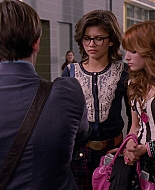 Frenemies_2012_1080p_BTD_004140.jpg