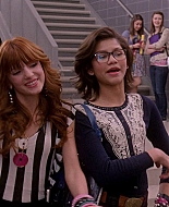 Frenemies_2012_1080p_BTD_004319.jpg