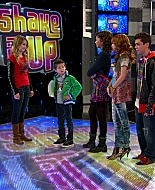Good_Luck_Charlie_S02E13_1080p_BTD_001911.jpg