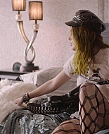 Paradise_City_2021_S01E01_1080p_BTD_001577.jpg
