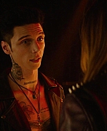 Paradise_City_2021_S01E01_1080p_BTD_004180.jpg