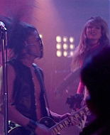 Paradise_City_2021_S01E01_1080p_BTD_004228.jpg