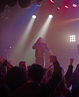 Paradise_City_2021_S01E01_1080p_BTD_004304.jpg