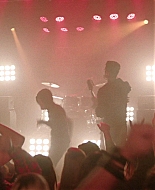 Paradise_City_2021_S01E01_1080p_BTD_004455.jpg