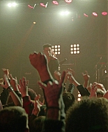 Paradise_City_2021_S01E01_1080p_BTD_004547.jpg