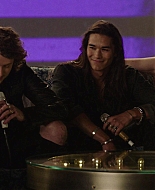 Paradise_City_2021_S01E02_1080p_BTD_004317.jpg