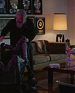 Paradise_City_2021_S01E02_1080p_BTD_004390.jpg
