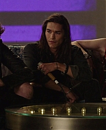 Paradise_City_2021_S01E02_1080p_BTD_004638.jpg