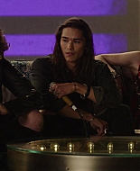 Paradise_City_2021_S01E02_1080p_BTD_004642.jpg