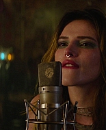 Paradise_City_2021_S01E06_1080p_BTD_004293.jpg