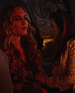 Paradise_City_2021_S01E07_1080p_BTD_003828.jpg