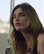Paradise_City_2021_S01E08_1080p_BTD_000345.jpg