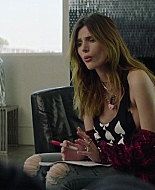 Paradise_City_2021_S01E08_1080p_BTD_000483.jpg