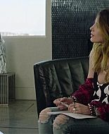 Paradise_City_2021_S01E08_1080p_BTD_000627.jpg