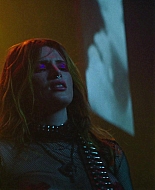 Paradise_City_2021_S01E08_1080p_BTD_002210.jpg