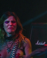 Paradise_City_2021_S01E08_1080p_BTD_002300.jpg