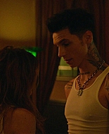 Paradise_City_2021_S01E08_1080p_BTD_002844.jpg