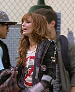 Shake_It_Up_S01E01_1080p_BTD_000040.jpg