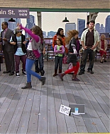 Shake_It_Up_S01E01_1080p_BTD_000073.jpg