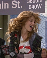 Shake_It_Up_S01E01_1080p_BTD_000083.jpg