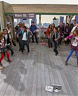 Shake_It_Up_S01E01_1080p_BTD_000154.jpg