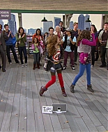 Shake_It_Up_S01E01_1080p_BTD_000176.jpg