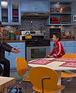 Shake_It_Up_S01E01_1080p_BTD_000547.jpg
