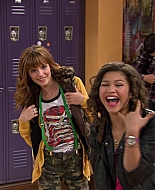Shake_It_Up_S01E01_1080p_BTD_000784.jpg